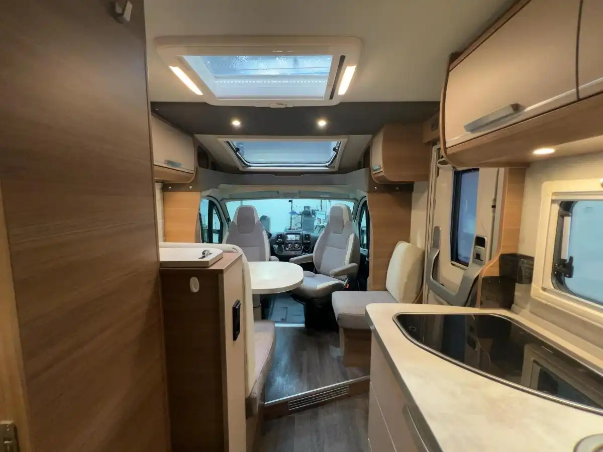 KNAUS LIVE TI 650 MEG 9-GANG-AUTOMATIK - Ansicht 10